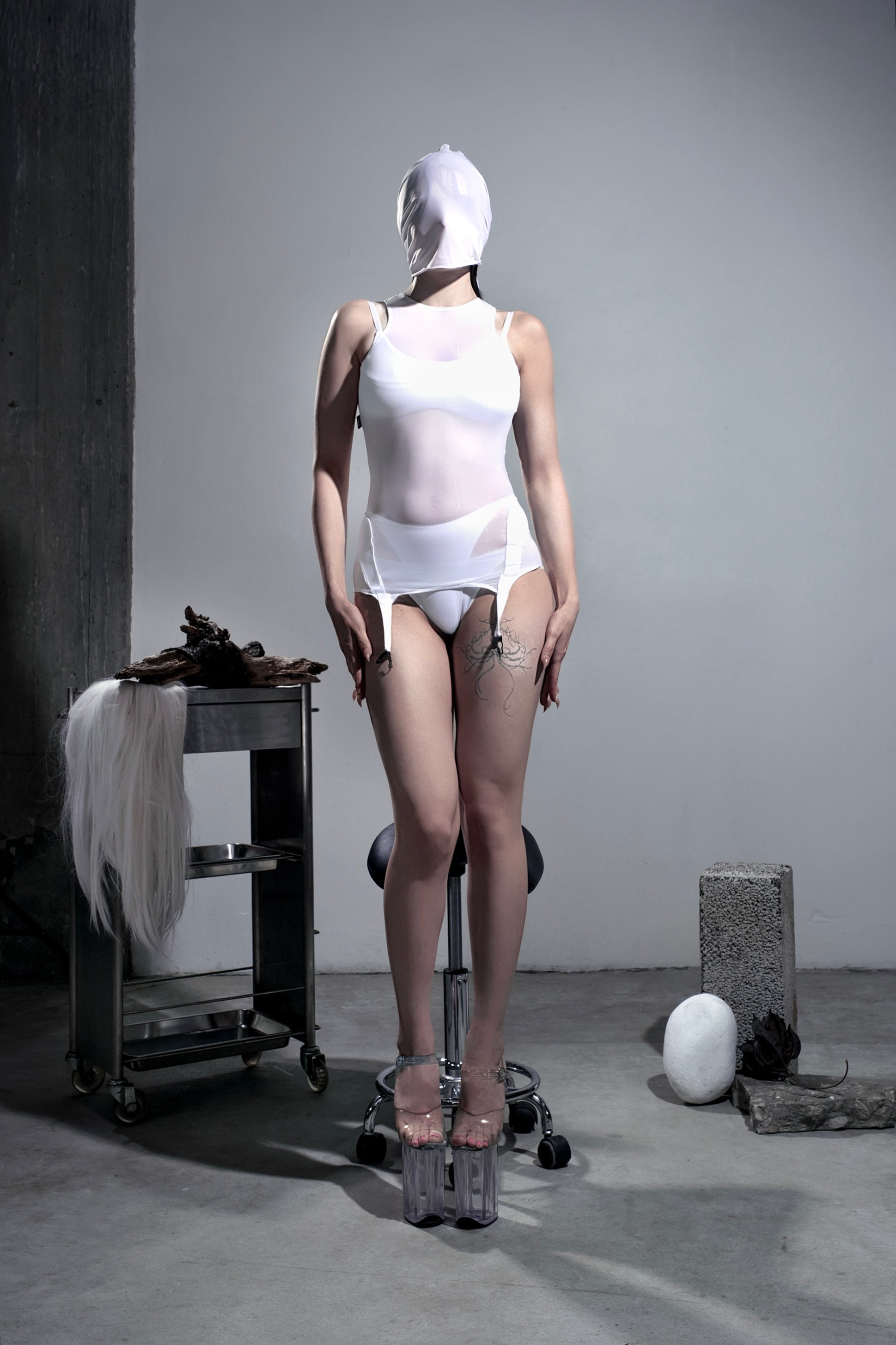 DÉRIVE MINI DRESS { WHITE }