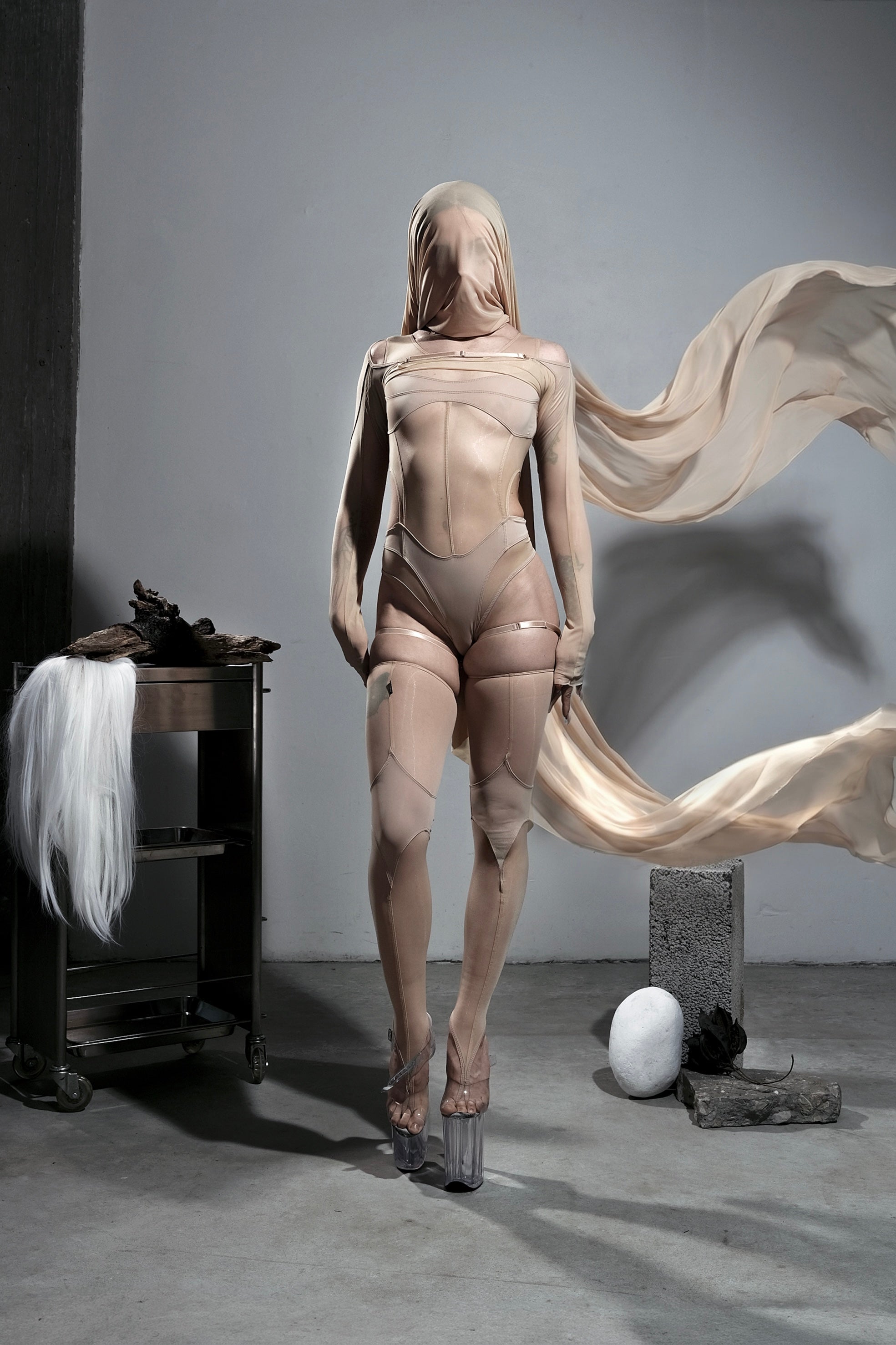 DÉRIVE BOLERO { NUDE }