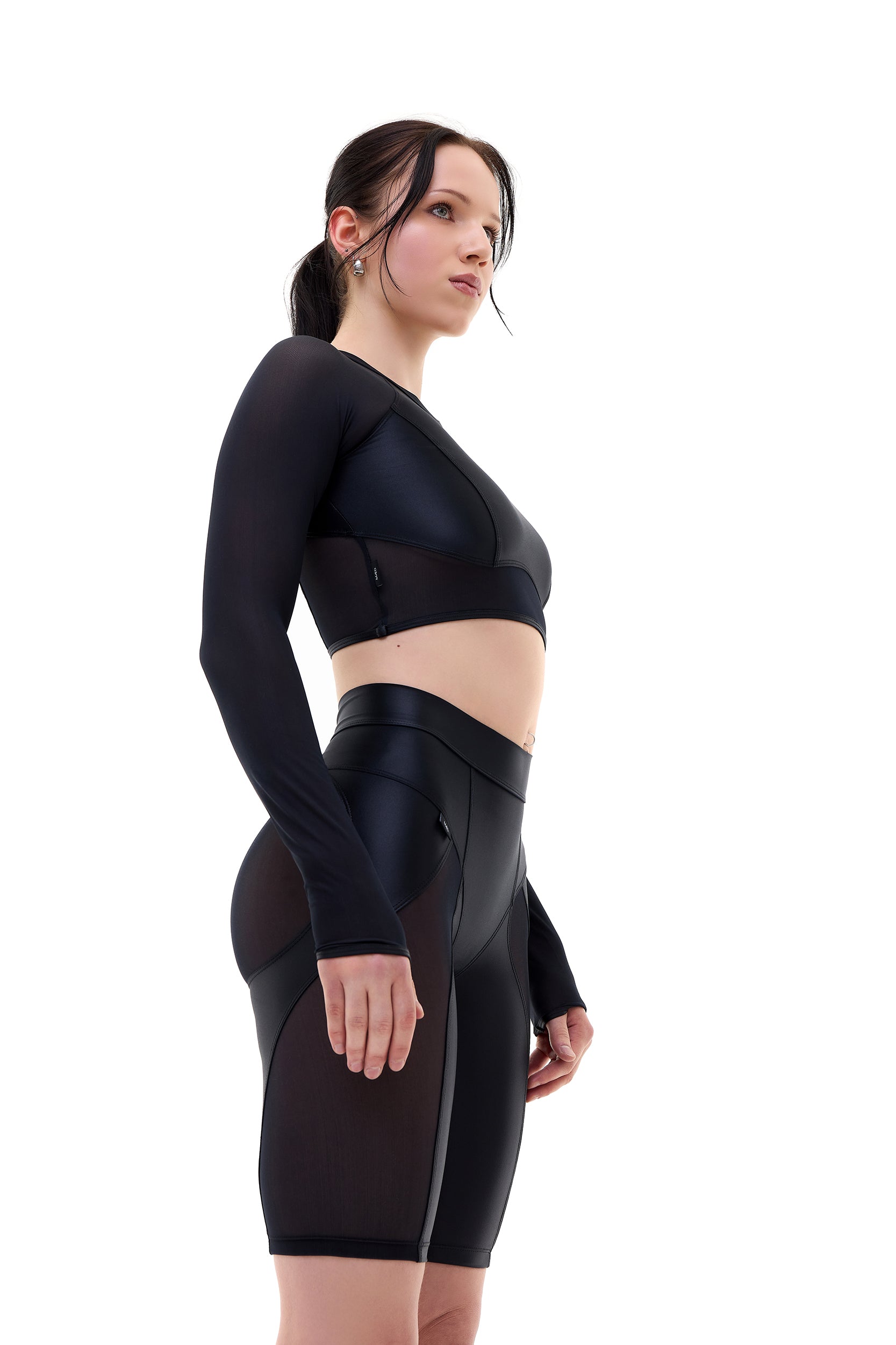 Top FYLDE 1.0 // onyx + black